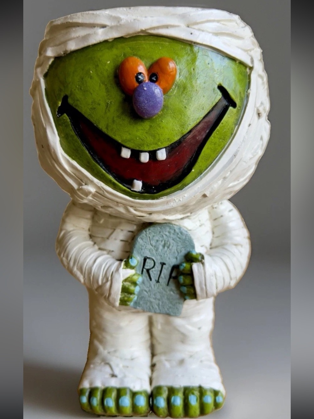 Mummy Trick Or Treat Plant Hanger Greeter Halloween Statue RIP Tombstone 9.5”